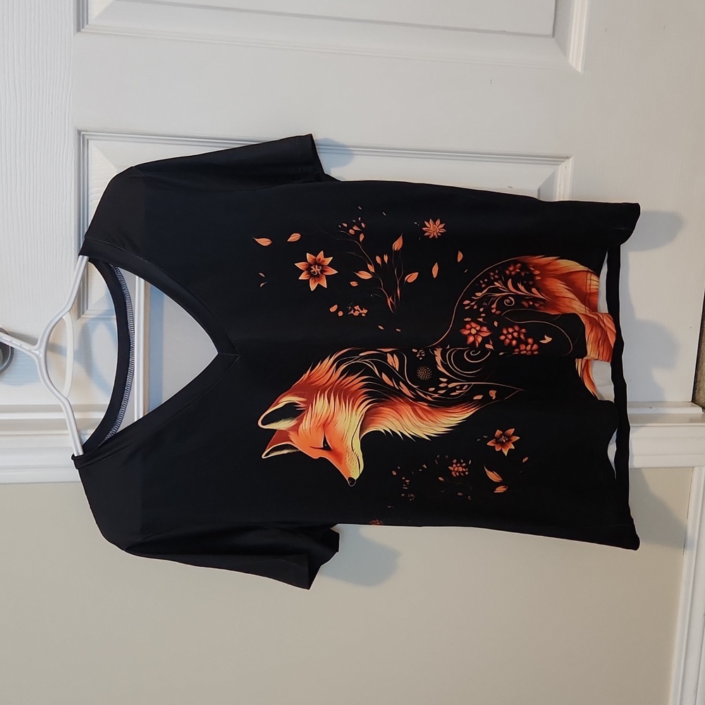 Fox V-Neck T-Shirt